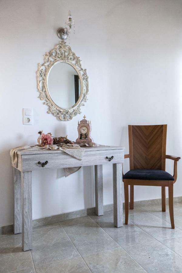 Studio Galatia, In The Heart Of กามิลารี ภายนอก รูปภาพ